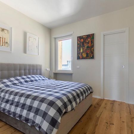La Dolce Vita - Sunny Penthouse Trastevere Station 100Sqm Rome Bagian luar foto