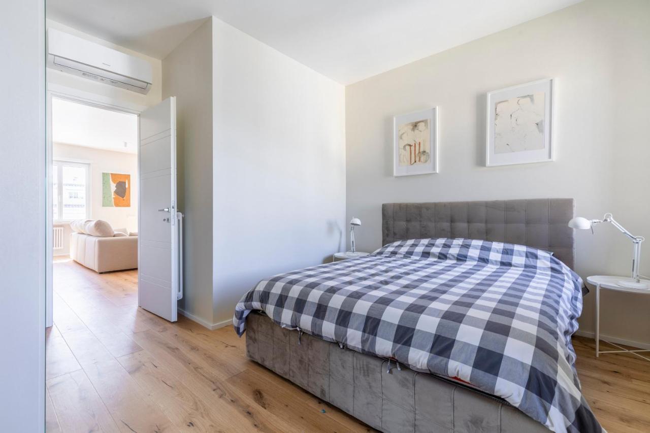 La Dolce Vita - Sunny Penthouse Trastevere Station 100Sqm Rome Bagian luar foto