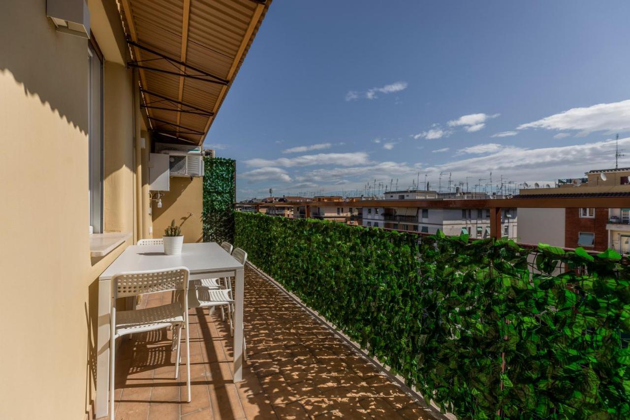 La Dolce Vita - Sunny Penthouse Trastevere Station 100Sqm Rome Bagian luar foto