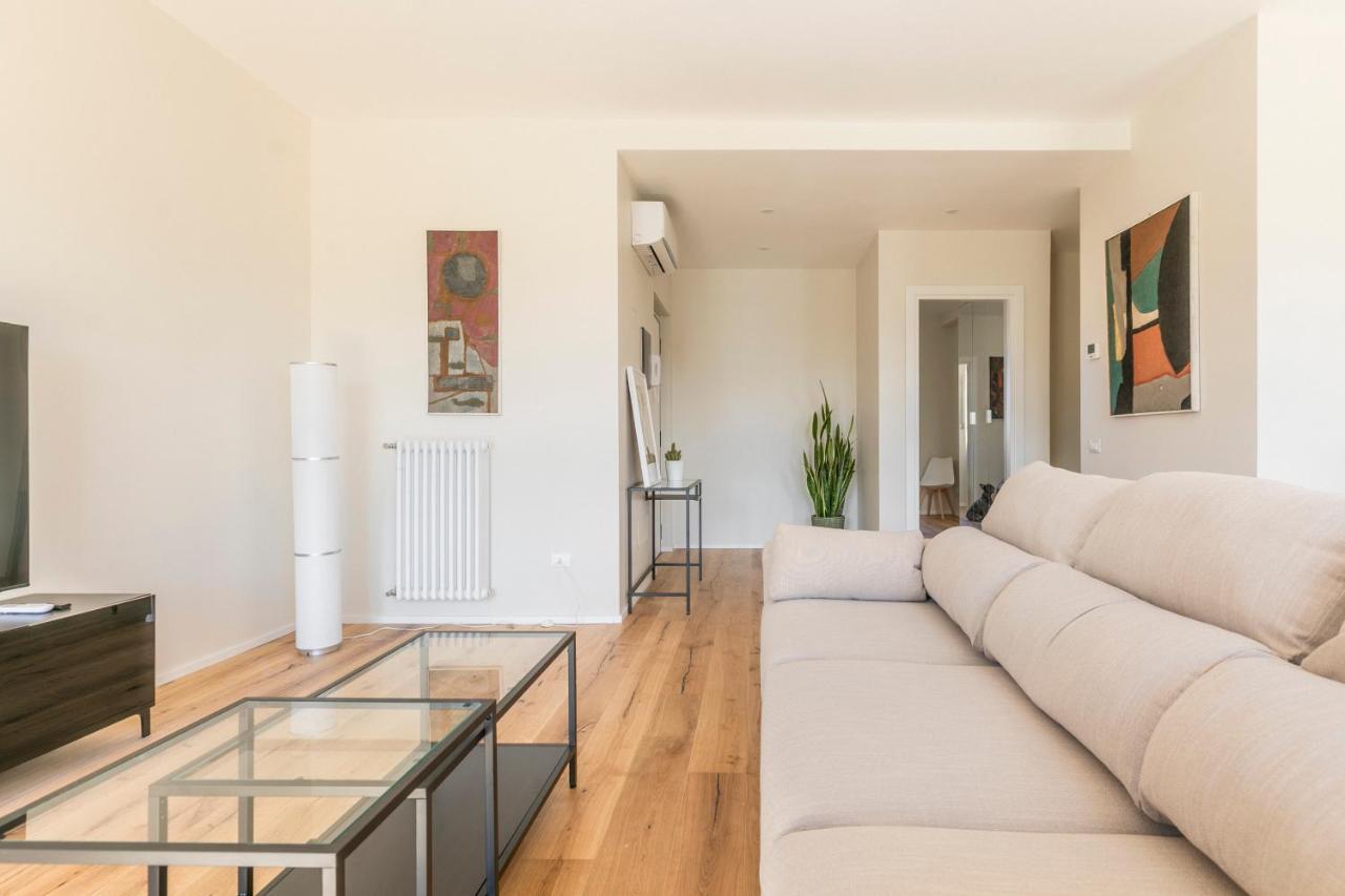 La Dolce Vita - Sunny Penthouse Trastevere Station 100Sqm Rome Bagian luar foto
